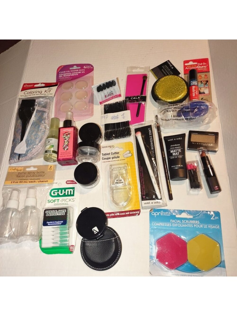 Assorted Beauty & Personal Care Set - Makeup Brushes Skincare Tools 20+ Items